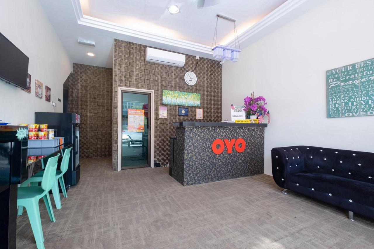 Oyo 89981 Nyamanya Hotel Κουαντάν Εξωτερικό φωτογραφία