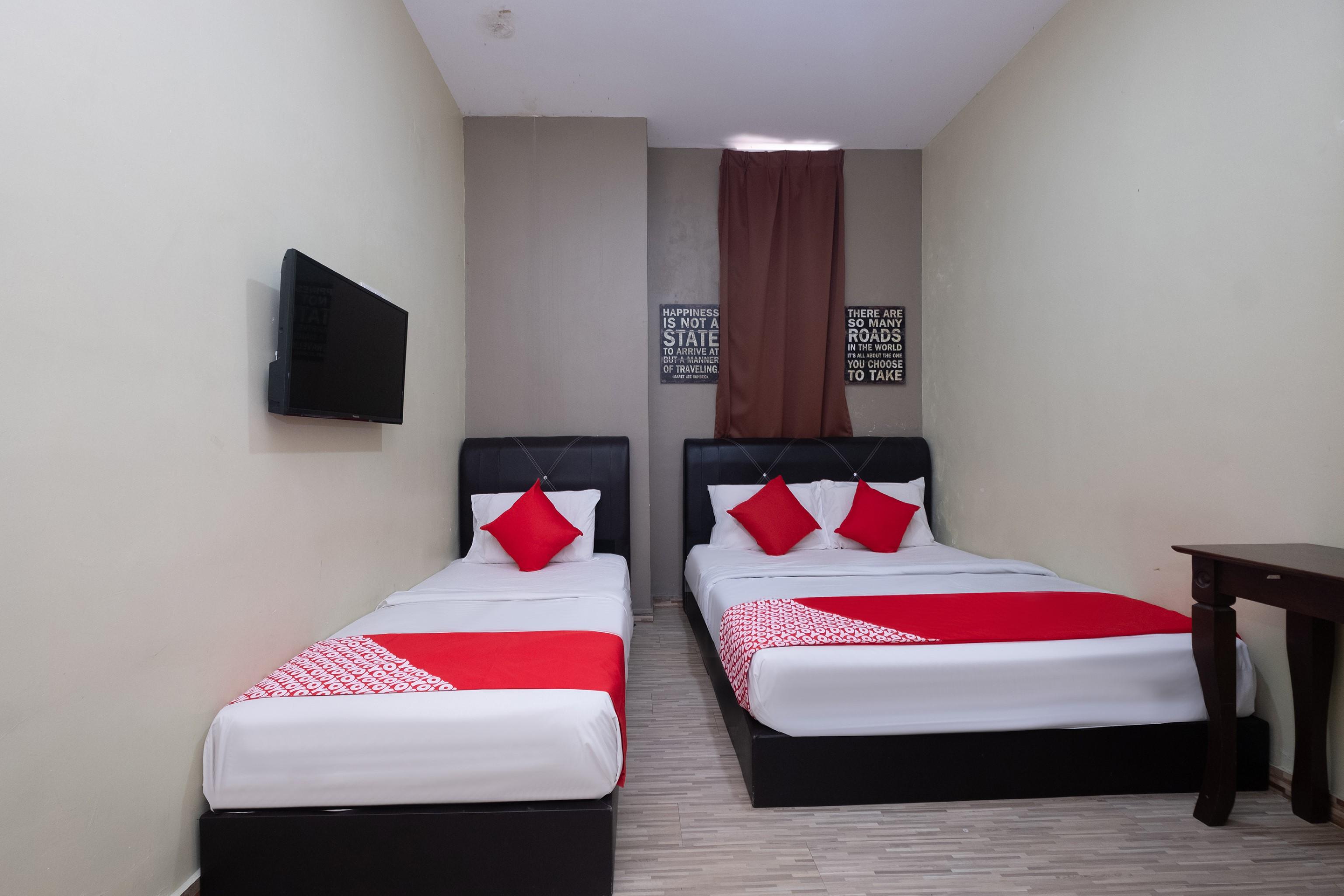 Oyo 89981 Nyamanya Hotel Κουαντάν Εξωτερικό φωτογραφία