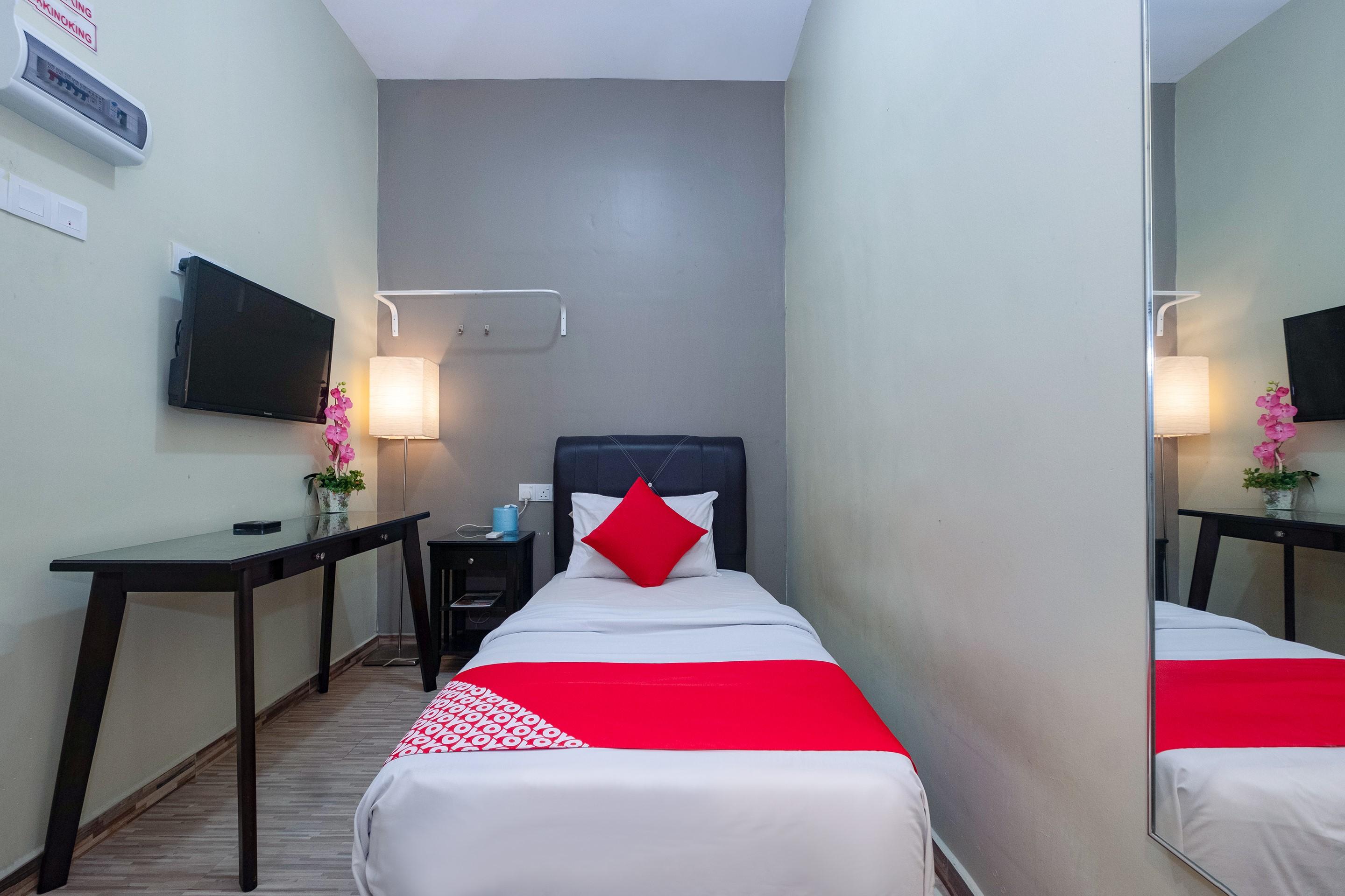 Oyo 89981 Nyamanya Hotel Κουαντάν Εξωτερικό φωτογραφία